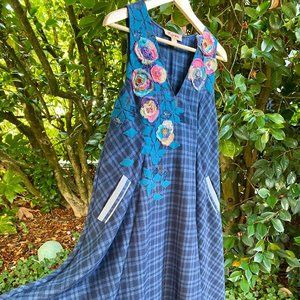 Not So Serious Size 6 Sleeveless dress